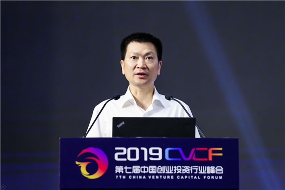 1560733352241779.jpg vbox7247_BF4K9311_092615_small.jpg