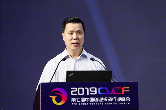 1560733365207461.jpg vbox7247_BF4K9136_090102_small.jpg