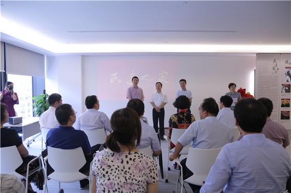 1568789368954981.jpg IMG_4927.jpg