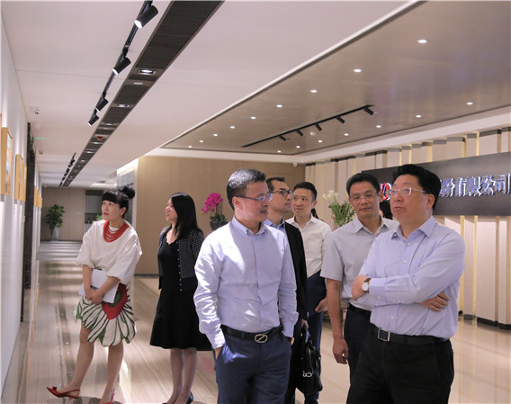 1569487961631748.jpg IMG_5776.jpg