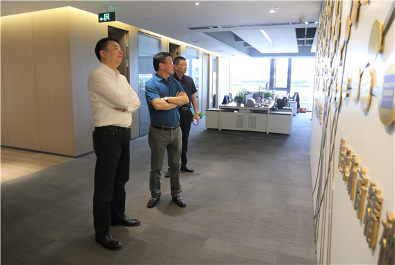 1590978847703598.jpg IMG_0271.jpg